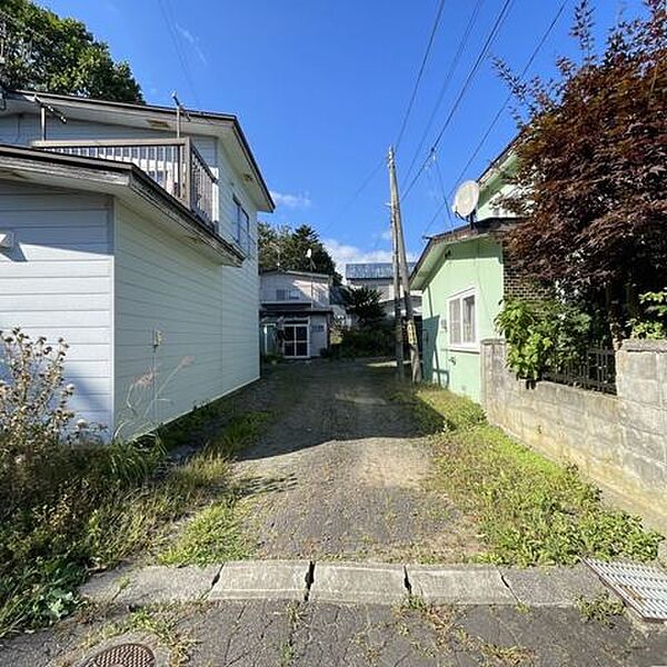 detached 北海道登別市常盤町３丁目45-39
地図を見る