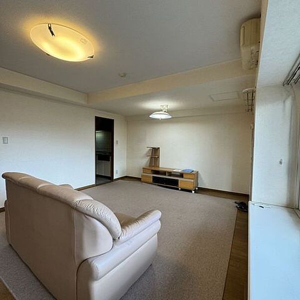 apartment 北海道苫小牧市三光町１丁目4-1
地図を見る