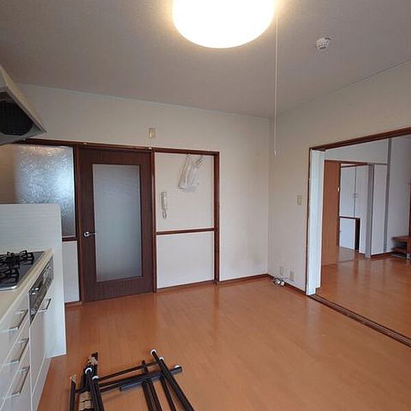 apartment 北海道苫小牧市日新町３丁目4-2
地図を見る