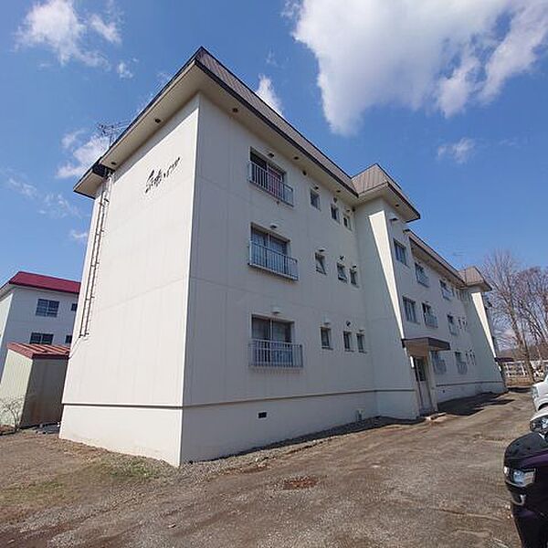 apartment 北海道苫小牧市日新町３丁目4-2
地図を見る