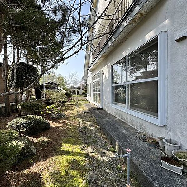 detached 北海道勇払郡安平町遠浅713-62
地図を見る