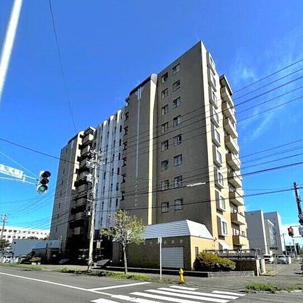 apartment 北海道苫小牧市表町１丁目
地図を見る