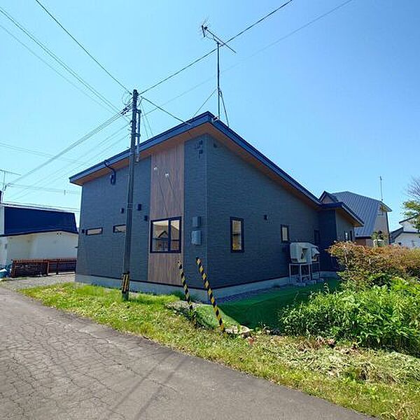 detached 北海道白老郡白老町字萩野
地図を見る