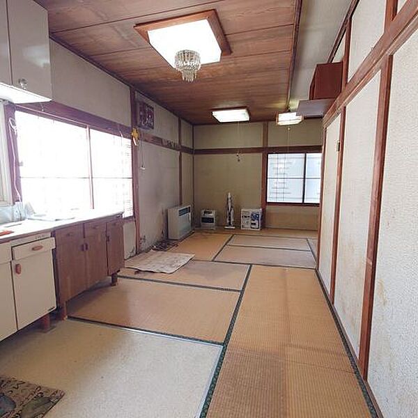 detached 北海道勇払郡安平町安平74
地図を見る