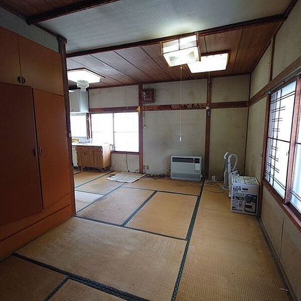 detached 北海道勇払郡安平町安平74
地図を見る