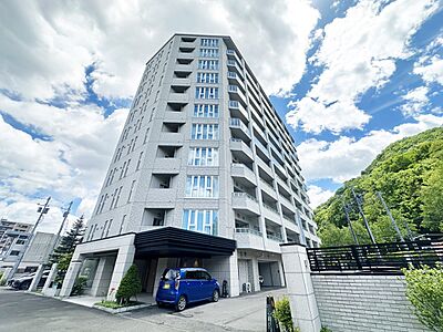 外観:ここに住むからこそ意味がある。そんな特別感に浸りながら、毎日をお過ごしして欲しいです 。 外観:ここに住むからこそ意味がある。そんな特別感に浸りながら、毎日をお過ごしして欲しいです 。