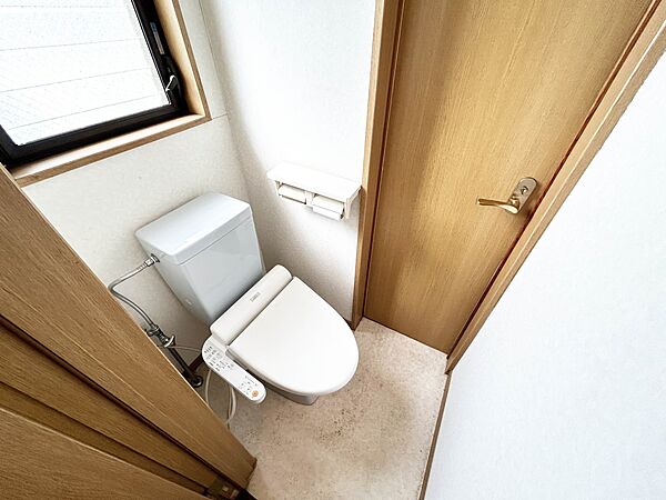 ウォシュレット機能付きトイレ