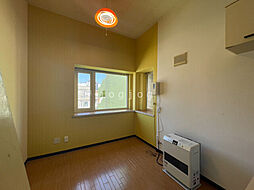 グランステージ澄川 203 2階1Kのリビング/ダイニング