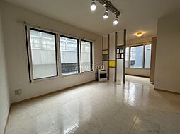 ドゥアズガーデン 301 3階1Kのリビング/ダイニング