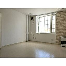 ゾンネ澄川 202 2階ワンルームのリビング/ダイニング