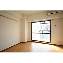 カルムイン伏見桃山 7階1Kのリビング/ダイニング