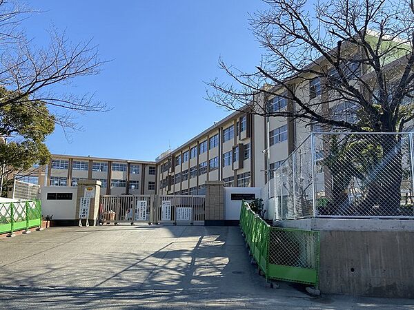 香椎東小学校