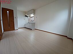 フェル大安 1階2DKのリビング/ダイニング