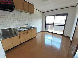 センチュリーオーシャン 1階2DKのリビング/ダイニング