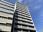 みなと元町駅より徒歩1分 13階 築18年10ヶ月の賃貸物件