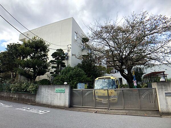 冨士見幼稚園まで　257m　徒歩約4分●【保育時間】午前9時から午後2時（預かり保育有）調和のとれた人格の形成を目標とし、自然を大切にし、想像性豊かに、心身ともに健康で明るい子どもに