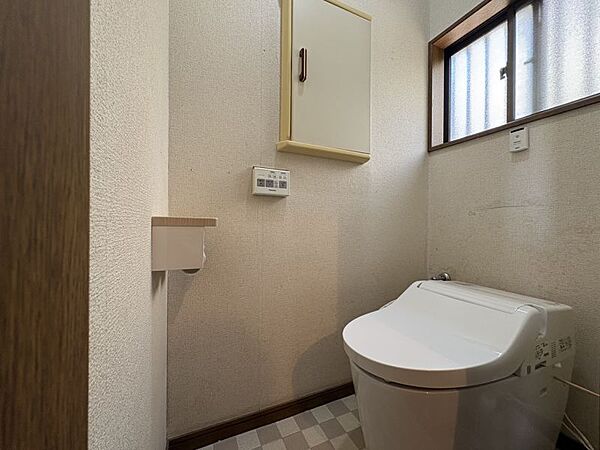 トイレを拡大表示