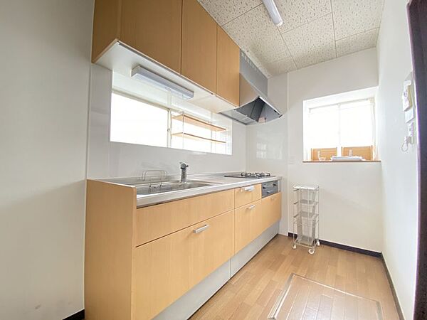 【キッチン】中古戸建としての購入も可能です。お気軽にご相談ください。