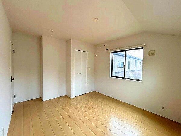 それぞれの部屋が独立しているので家族間のプライベートも守られます◎