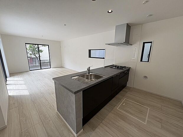 〜サンケイ商事にお任せください〜当社は地元密着型　お客様のご要望・期待にお応えします。