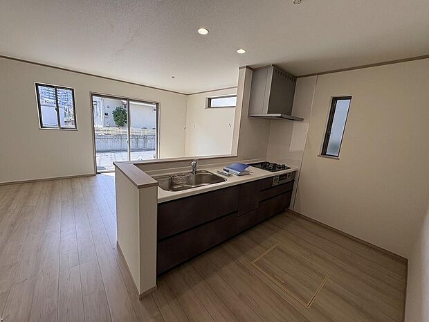 〜サンケイ商事にお任せください〜当社は地元密着型　お客様のご要望・期待にお応えします。