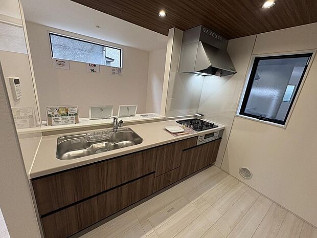 〜サンケイ商事にお任せください〜当社は地元密着型　お客様のご要望・期待にお応えします。