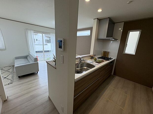 〜サンケイ商事にお任せください〜当社は地元密着型　お客様のご要望・期待にお応えします。