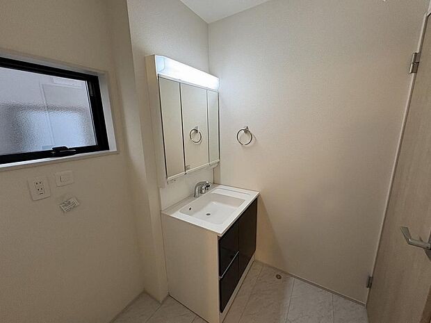 〜サンケイ商事にお任せください〜当社は地元密着型　お客様のご要望・期待にお応えします。