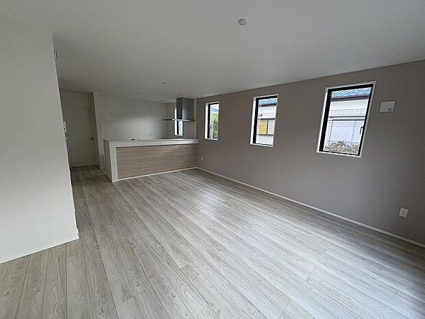 〜サンケイ商事にお任せください〜当社は地元密着型　お客様のご要望・期待にお応えします。