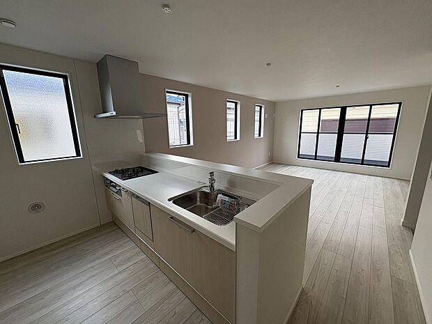 〜サンケイ商事にお任せください〜当社は地元密着型　お客様のご要望・期待にお応えします。