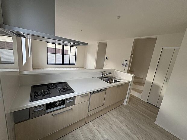 〜サンケイ商事にお任せください〜当社は地元密着型　お客様のご要望・期待にお応えします。