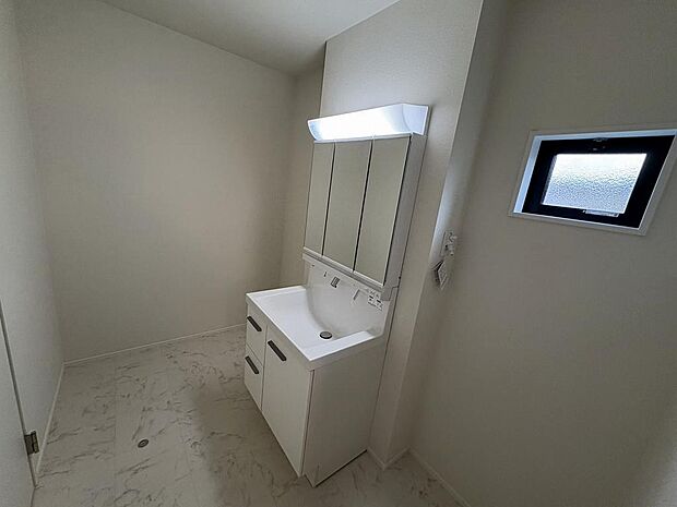 〜サンケイ商事にお任せください〜当社は地元密着型　お客様のご要望・期待にお応えします。