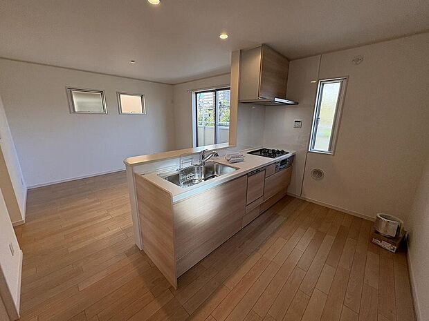 〜サンケイ商事にお任せください〜当社は地元密着型　お客様のご要望・期待にお応えします。