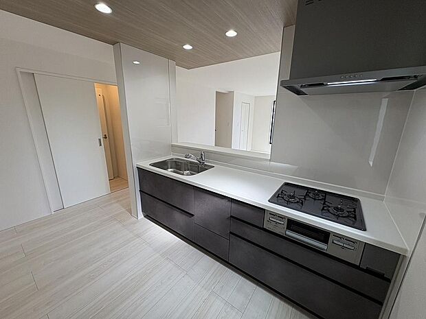 〜サンケイ商事にお任せください〜当社は地元密着型　お客様のご要望・期待にお応えします。