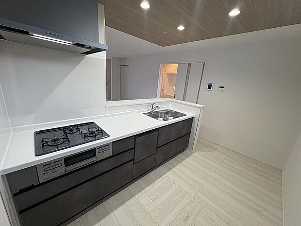 〜サンケイ商事にお任せください〜当社は地元密着型　お客様のご要望・期待にお応えします。