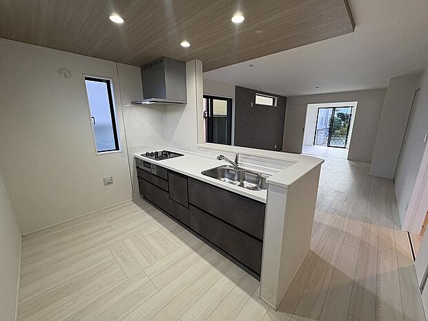 〜サンケイ商事にお任せください〜当社は地元密着型　お客様のご要望・期待にお応えします。