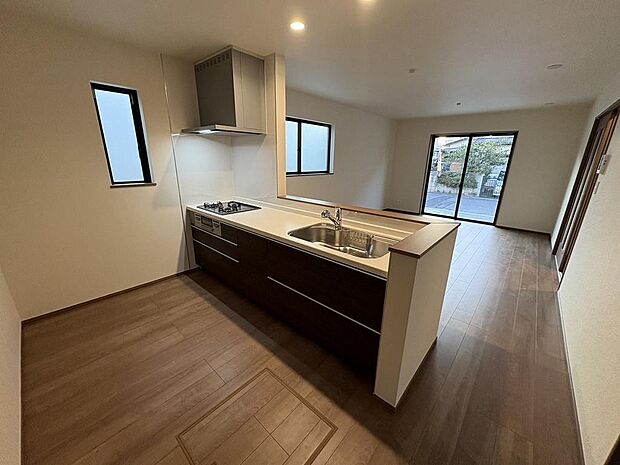 〜サンケイ商事にお任せください〜当社は地元密着型　お客様のご要望・期待にお応えします。