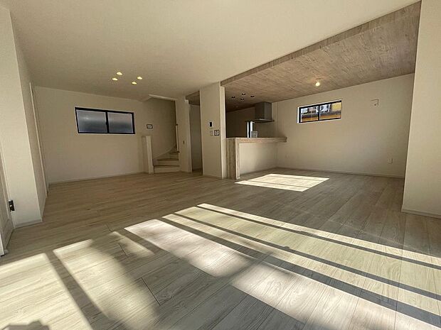 〜サンケイ商事にお任せください〜当社は地元密着型　お客様のご要望・期待にお応えします。