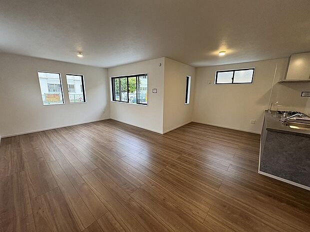 〜サンケイ商事にお任せください〜当社は地元密着型　お客様のご要望・期待にお応えします。