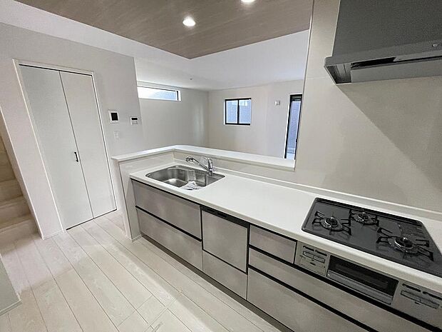 〜サンケイ商事にお任せください〜当社は地元密着型　お客様のご要望・期待にお応えします。