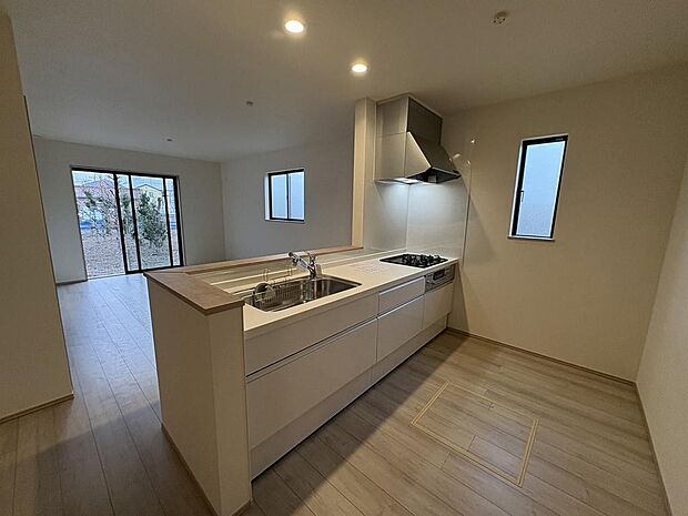 〜サンケイ商事にお任せください〜当社は地元密着型　お客様のご要望・期待にお応えします。