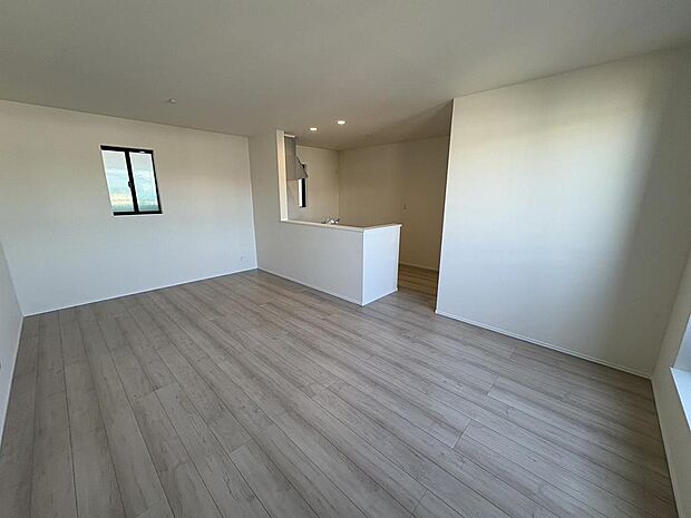 〜サンケイ商事にお任せください〜当社は地元密着型　お客様のご要望・期待にお応えします。