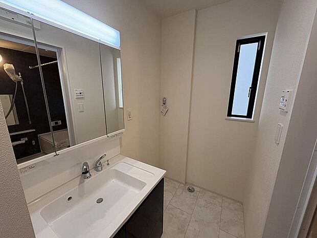 〜サンケイ商事にお任せください〜当社は地元密着型　お客様のご要望・期待にお応えします。