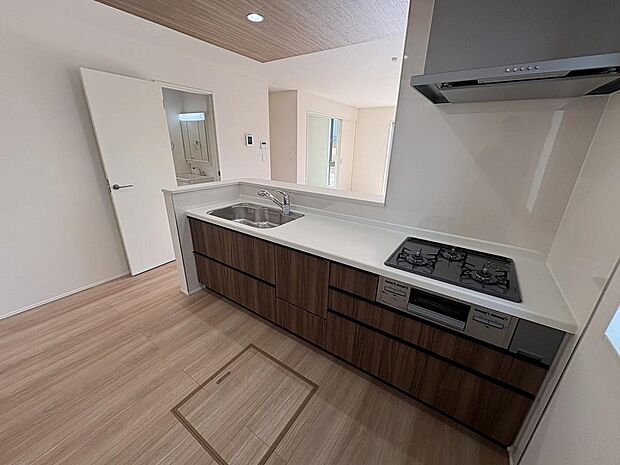 〜サンケイ商事にお任せください〜当社は地元密着型　お客様のご要望・期待にお応えします。