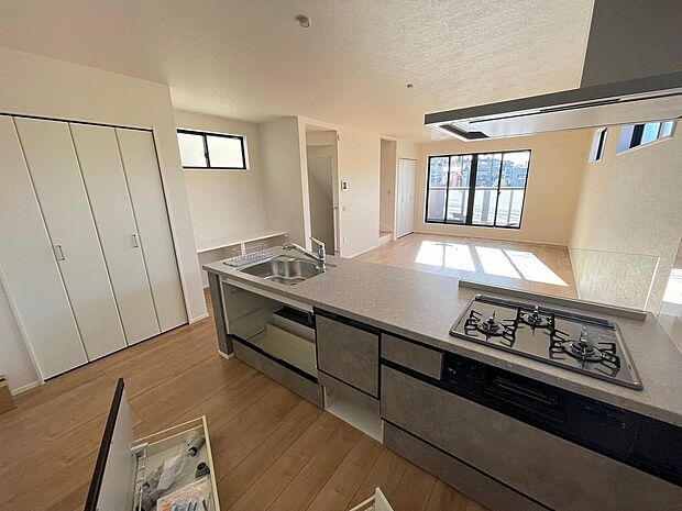 〜サンケイ商事にお任せください〜当社は地元密着型　お客様のご要望・期待にお応えします。