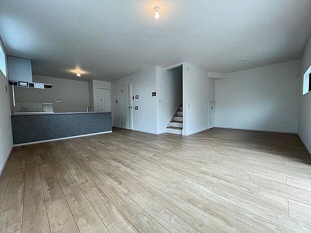 〜サンケイ商事にお任せください〜当社は地元密着型　お客様のご要望・期待にお応えします。