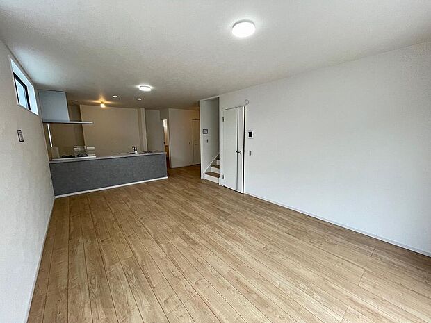 〜サンケイ商事にお任せください〜当社は地元密着型　お客様のご要望・期待にお応えします。