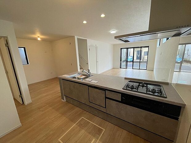 〜サンケイ商事にお任せください〜当社は地元密着型　お客様のご要望・期待にお応えします。