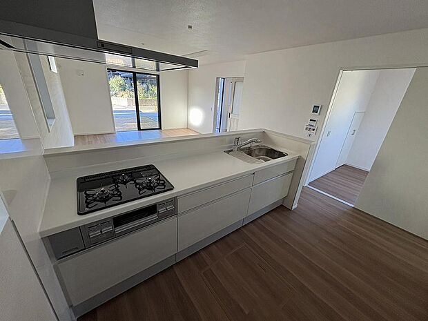 〜サンケイ商事にお任せください〜当社は地元密着型　お客様のご要望・期待にお応えします。