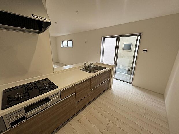 〜サンケイ商事にお任せください〜当社は地元密着型　お客様のご要望・期待にお応えします。